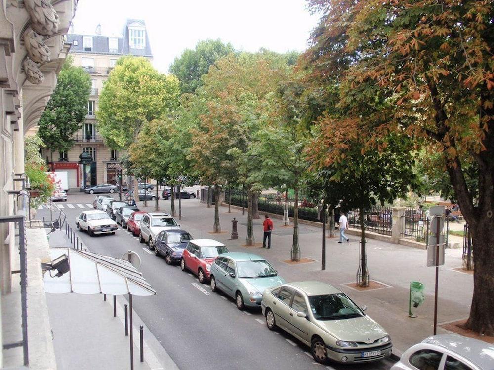 Hotel Du Square D'Anvers Paris Exterior photo